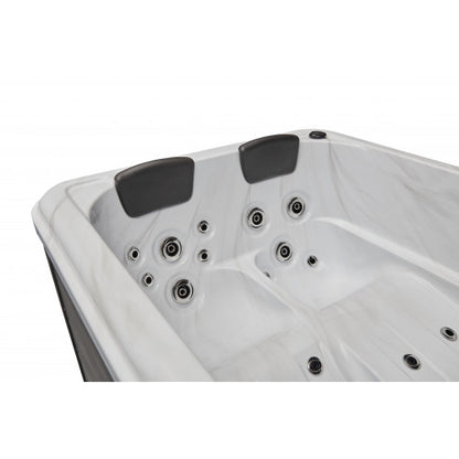 Luxury Spas Riley 3-Person Hot Tub