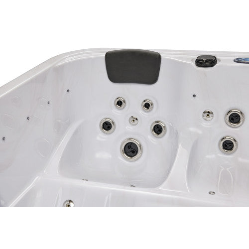 Luxury Spas Social 5 Person Hot Tub