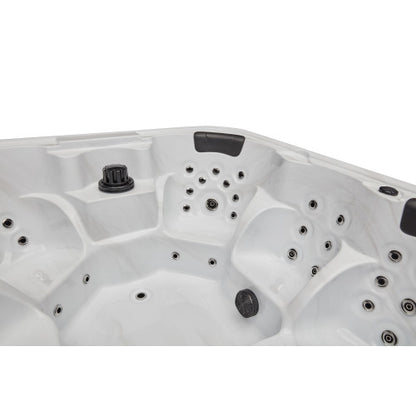 Luxury Spas Eclipse 6 Person Hot Tub