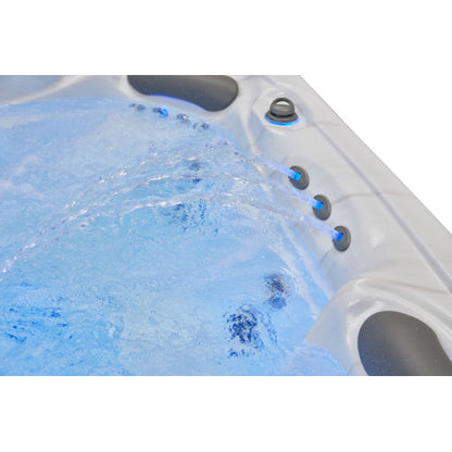 Luxury Spas Infinity 5-Person Hot Tub