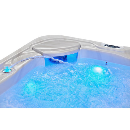 Luxury Spas Infinity 5-Person Hot Tub